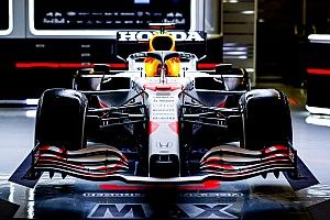Íme teljes egészében a Red Bull különleges festése a Török Nagydíjra! (képek)