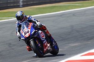 SBK, Navarra, Gara 2: Razgatlioglu perfetto, vince e torna leader
