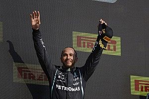 Hill: Hamilton győzelmi kényszerbe került, akárcsak Senna 1994-ben