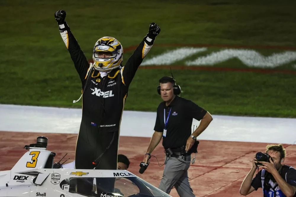 Scott McLaughlin, Team Penske Chevrolet, Victory Lane