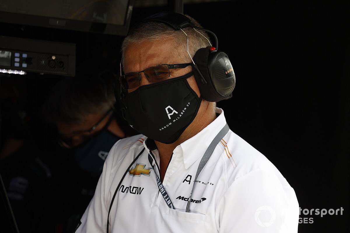 De Ferran, McLaren'dan ayrılıyor