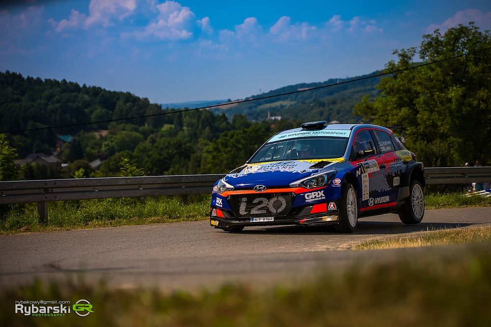 Liderzy RSMP 2020 na starcie Rajdu Estonii