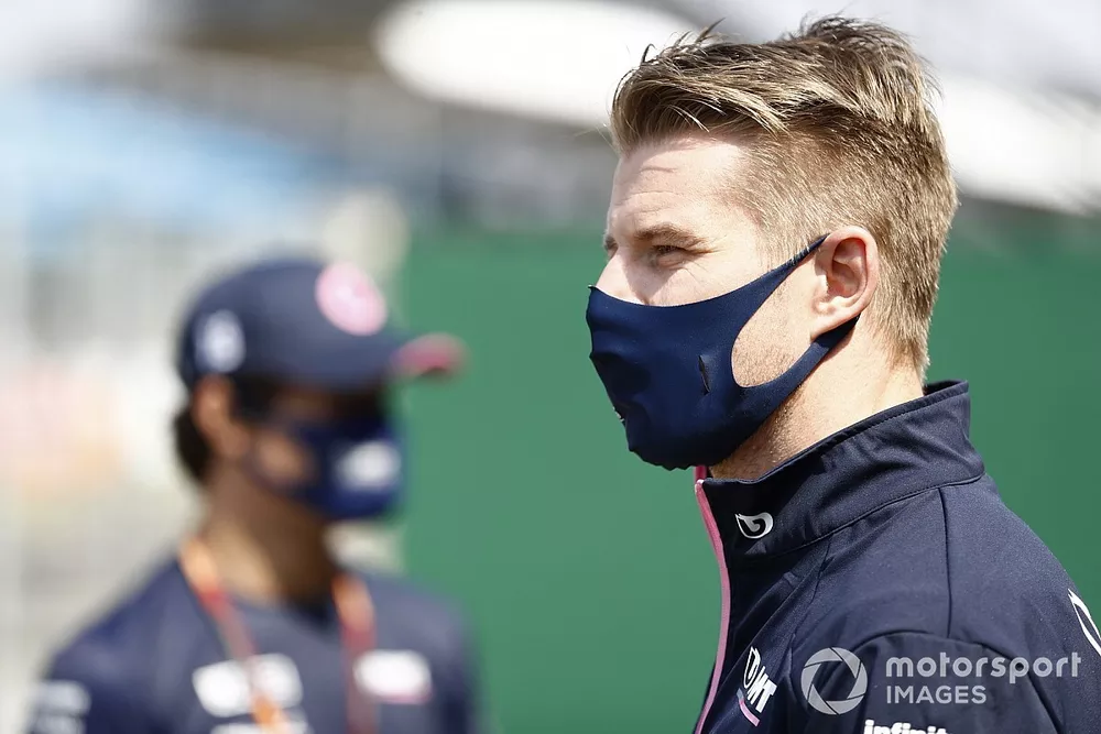 Lance Stroll, Racing Point y Nico Hulkenberg, Racing Point con los medios