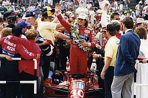 Retro: Hoe Luyendyk geschiedenis schreef in de Indianapolis 500