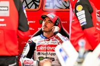 Bagnaia: "M&aacute;rquez tuvo sensaciones muy similares a las m&iacute;as"
