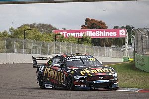 Townsville Supercars: Reynolds tops opening practice