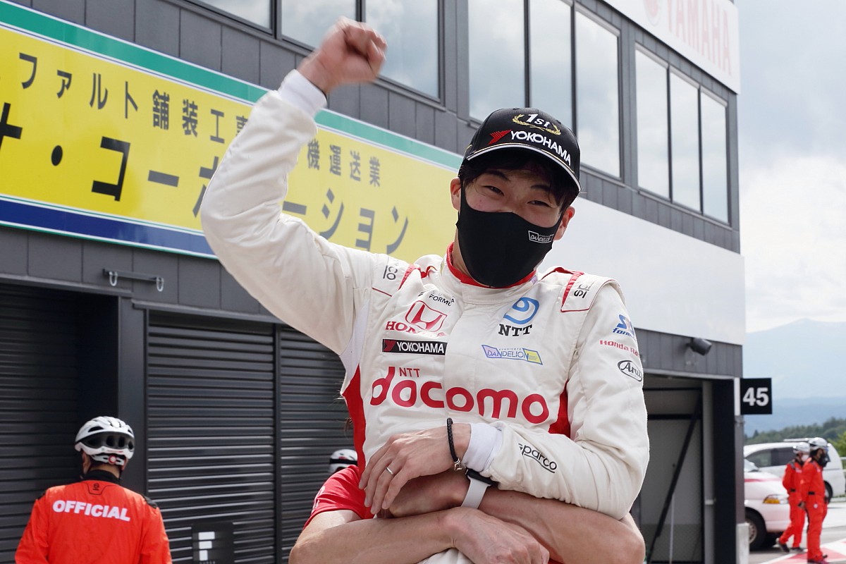 スーパーフォーミュラ第4戦SUGO決勝:福住仁嶺、フル参戦3年目で悲願達成。完璧なレース運びで初優勝
