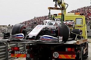 Picu Red Flag, Schumacher Klaim Masih Belajar
