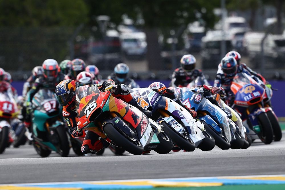 Minati Fernandez, Petronas SRT Tak Mau Bayar Klausul Pelepasan ke KTM
