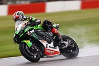 Donington WSBK: Rea breezes to pole in the wet