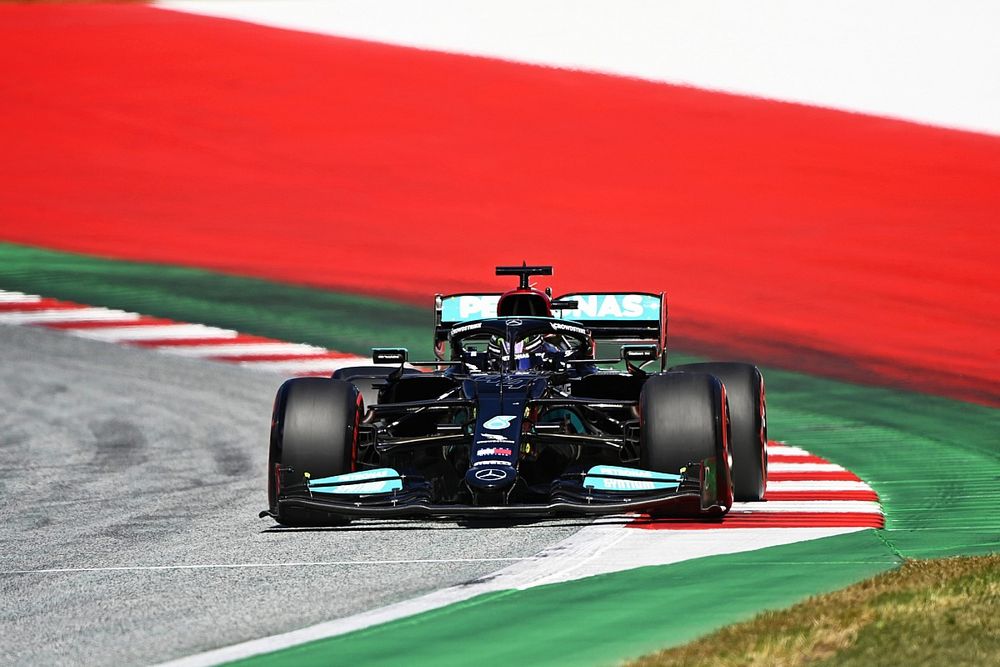 Hamilton: "Verstappen'le sıkı bir mücadele olacak"