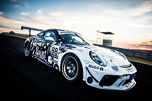 Primeiro piloto carbono zero no grid, Georgios Frangulis faz mais de 150 km com o Porsche #88
