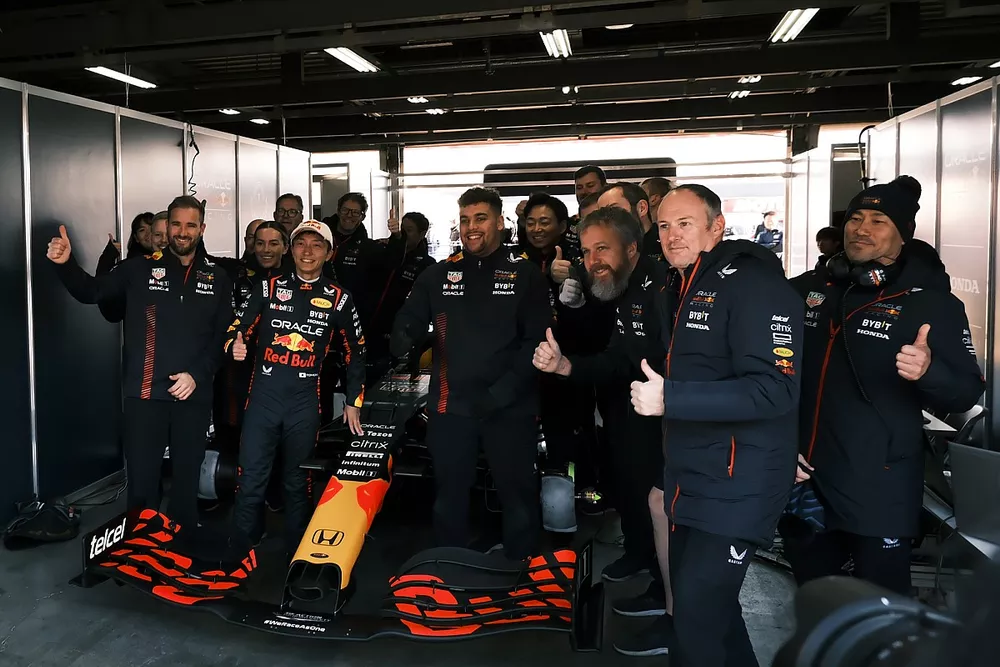 Tomoki Nojiri, Red Bull Racing RB16B