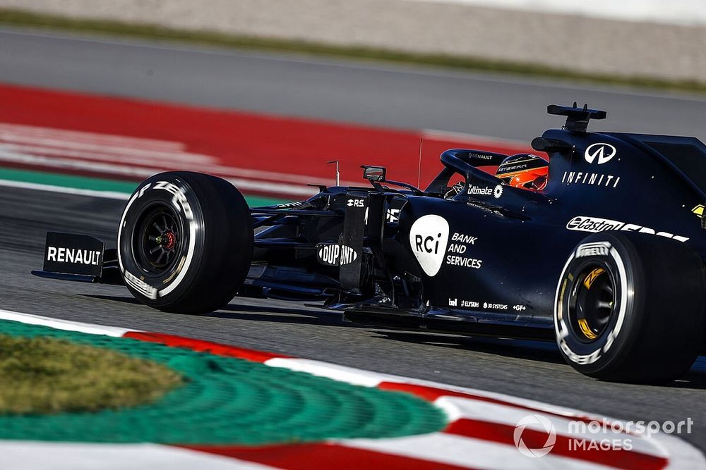 F1 right to trim downforce to help Pirelli - Renault