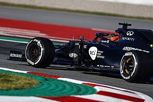 F1 right to trim downforce to help Pirelli - Renault