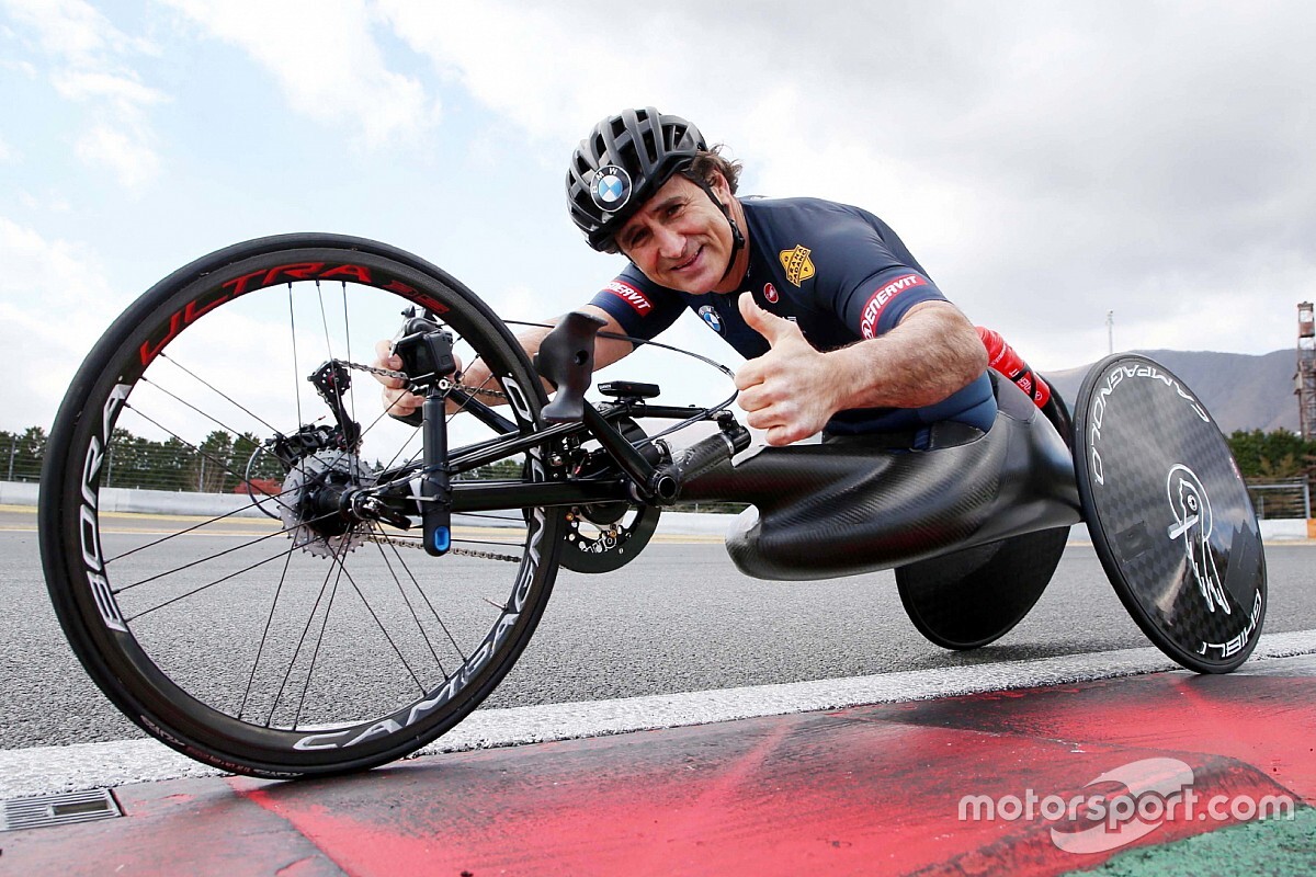 Alex Zanardi trasferito in un centro di neuro-riabilitazione