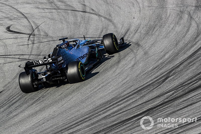 Bottas egy majdnem körrekorddal vezet Barcelonában, jövőre repülhet a DAS, motorcsere a Ferrarinál