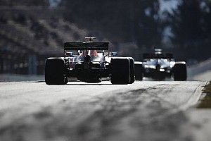 Equipes da F1 com sede no Reino Unido intensificam ajuda tecnológica contra coronavírus