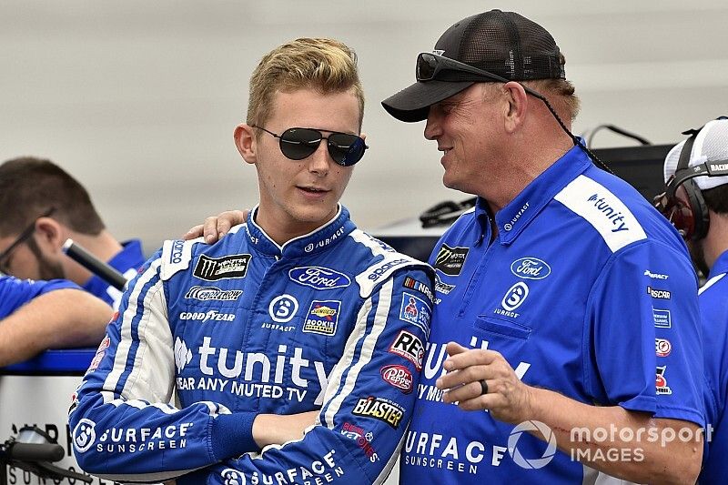  Matt Tifft, Front Row Motorsports, Ford Mustang Surface Sunscreen / Tunity