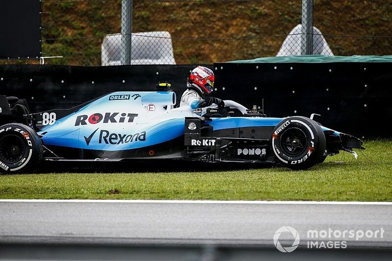 Robert Kubica, Williams FW42 after crashing