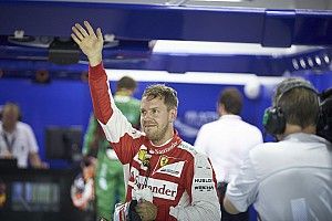 Wolff: "Vettel ve Russell, Mercedes için bir seçenek"