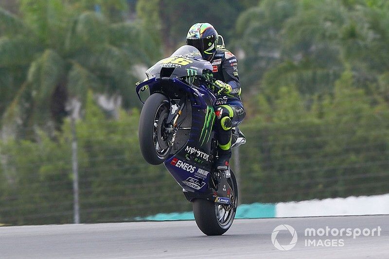 Sok látványos kép a MotoGP szepangi tesztjének második napjáról