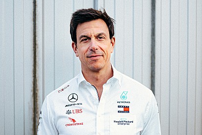 Wolff: "Non possiamo fare affidamento sui nostri record"