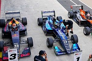 Fraga e Collet ao vivo: assista à corrida 1 da etapa de Manfeild da Toyota Racing Series