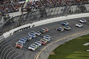 Debut Mobil Next Gen NASCAR di Daytona 500 Sukses
