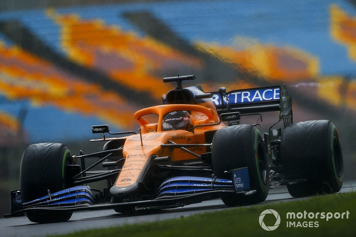 F1: Sainz é punido com três posições por bloquear Pérez no Q2