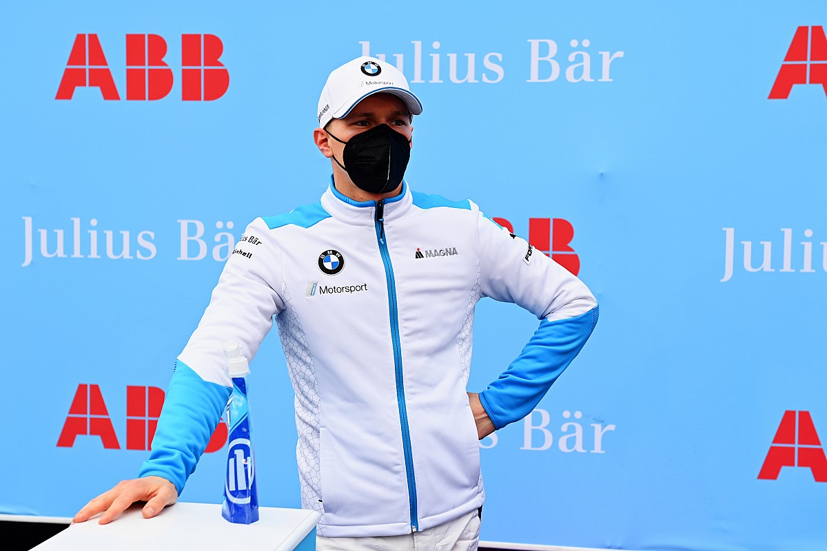 Nevető harmadik nyerte az FE futamát: Günther és a BMW az élen