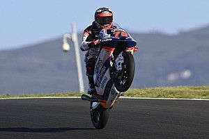 Moto3: Fernandez domina a Portimao, ma Arenas è campione