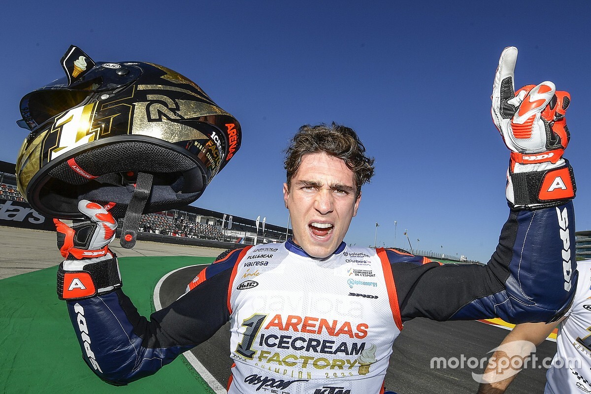 Arenas, Ogura e Fernandez provano la Moto2 a Portimao