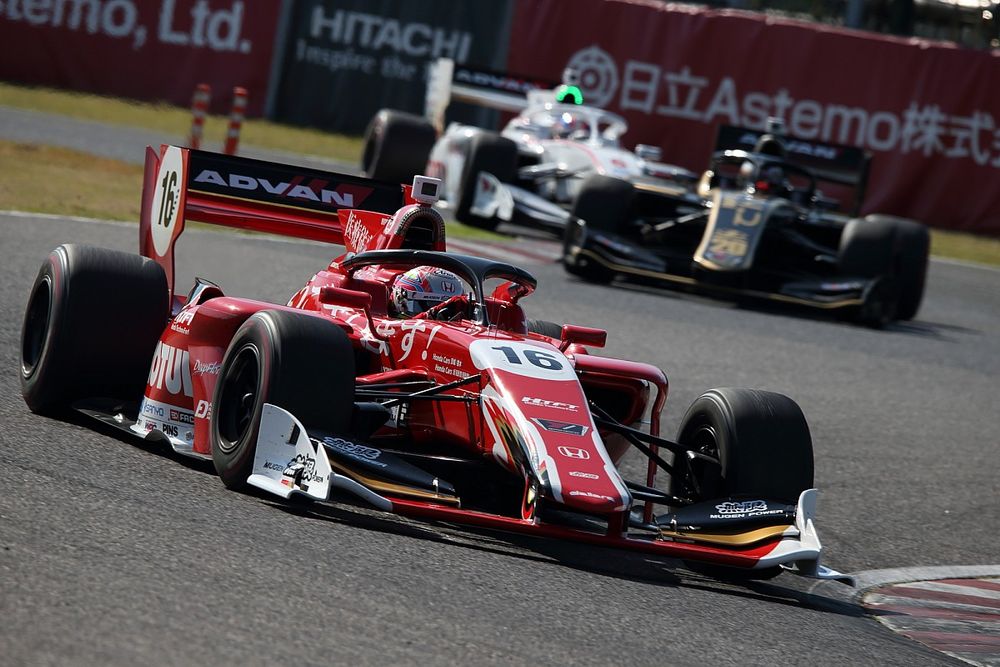 Runaway points leader Nojiri still feels "sense of danger"