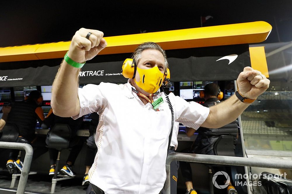 A McLaren bejelentette, hogy folytatják-e a CNBC-vel