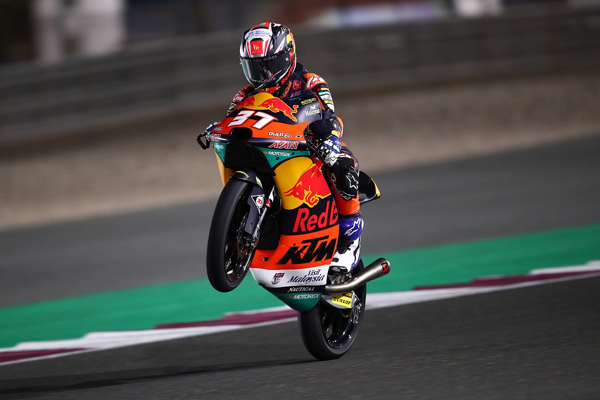 Debut Sensasional Acosta di Moto3 Qatar