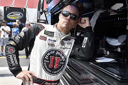 Харвика лишили гарантированного места в финале NASCAR