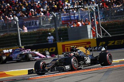Magnussen califica su "penalidad salchicha" de una "mierda"