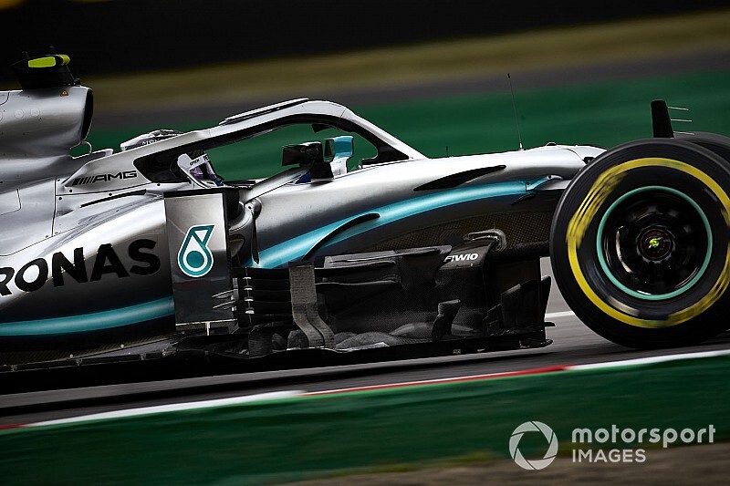 Bottas y Mercedes lideran una PL2 en Japón que puede ser clave