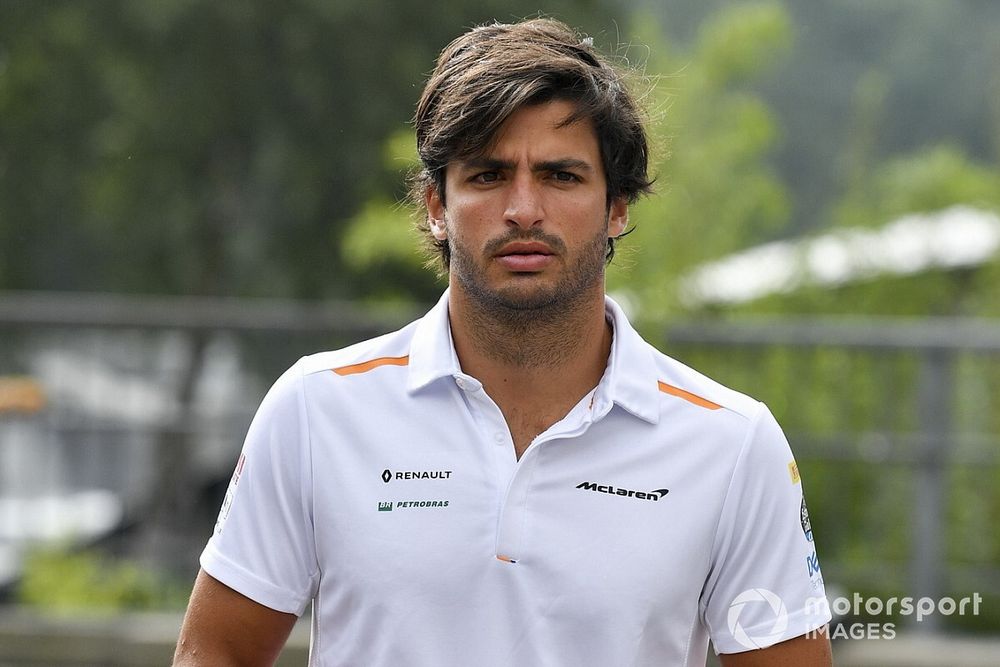 Sainz nem másodszámúnak írt alá a Ferrarihoz, és kért valami fontosat a McLarentől