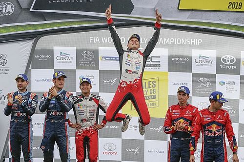 Tanak vence en Gales y se acerca al t&iacute;tulo