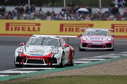 Guven centra la prima vittoria in Porsche Supercup a Silverstone