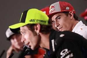 MotoGP: Rossi diz que Márquez está "muito próximo da temporada perfeita"