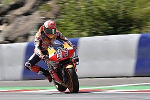 Nieuw Honda-frame brengt Marquez snelste tijd in derde training