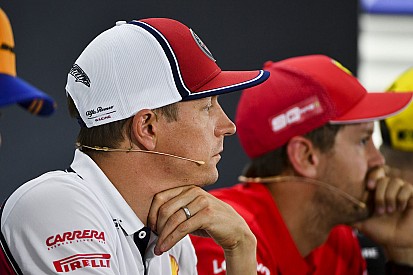 Vettel vajon mit mutogatott Kiminek?