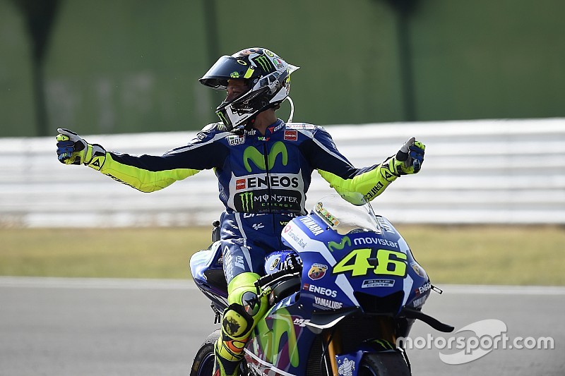 Rossi kecewa finis kedua, Lorenzo mengaku kurang cepat