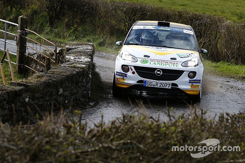 Griebel: "Strani problemi sulla mia Opel Adam R2"
