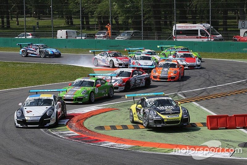 Monza, Gara 1: Cairoli fa il vuoto davanti a Ledogar e Iaquinta