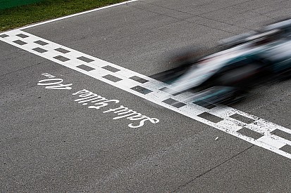 Villeneuve: „Vettel nem dominált, addig Hamilton kicsit gyenge volt”