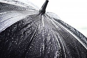 MotoGP practice delayed by Phillip Island oil slick
